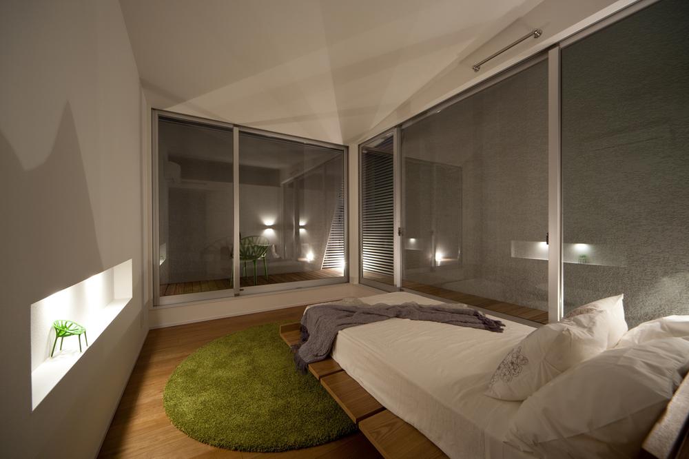 Non-living room. Bedroom (May 2012) shooting