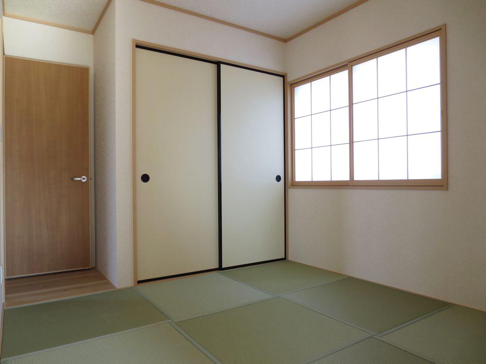 Non-living room.  ■ Is a Japanese-style room of muted colors ■ 