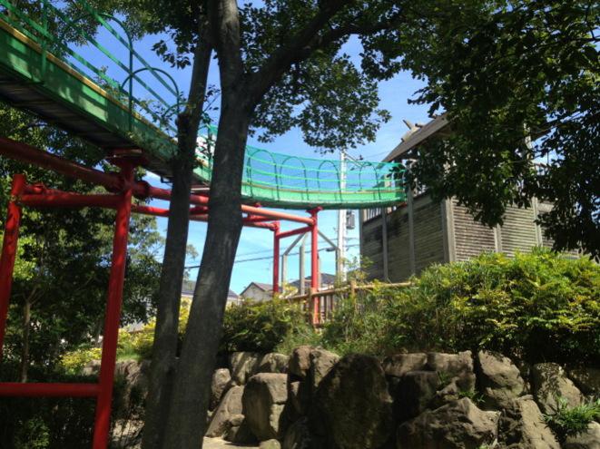 park. 1000m play equipment to Taketo park There is also a full. In particular, the slider is popular. 