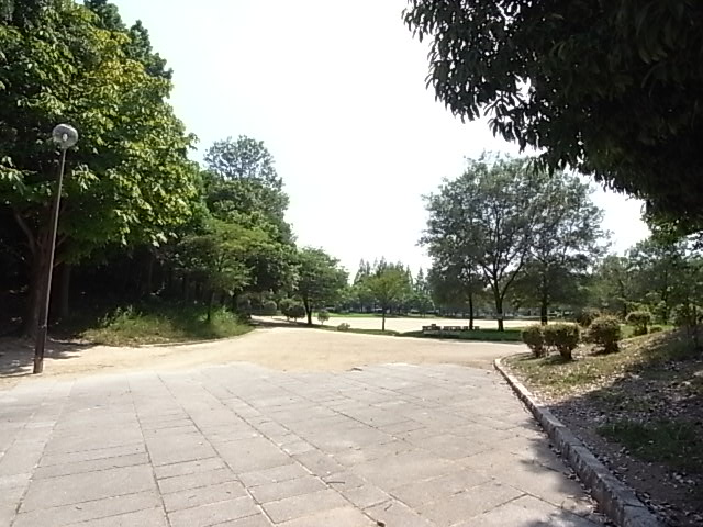 park. Yokomine neighborhood park until the (park) 551m