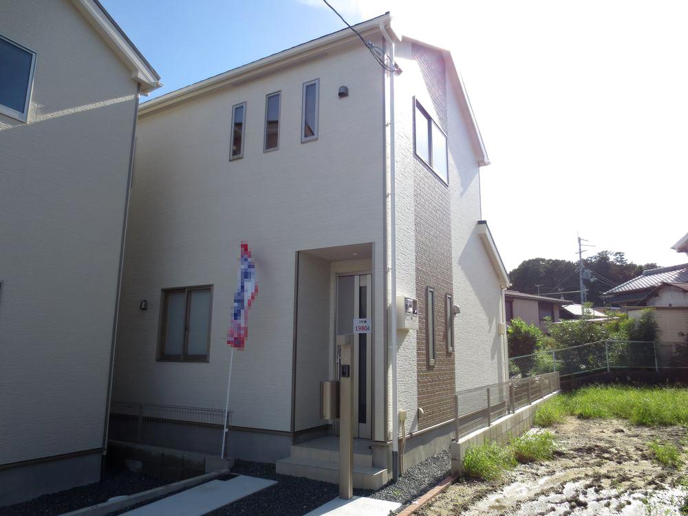 Local appearance photo.  ■ All-electric, With solar power generation system is a condominium Exterior construction costs included! (3 Building) ■ 