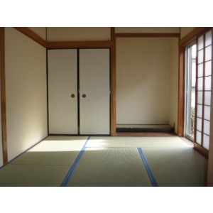 Living and room. 1st floor Japanese-style room 6 quires