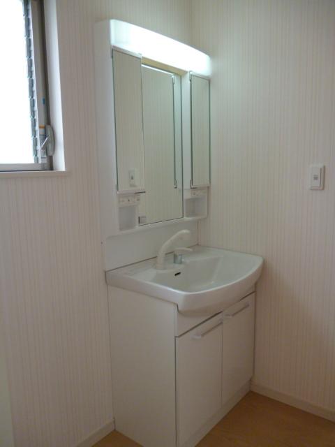 Wash basin, toilet. Specification example