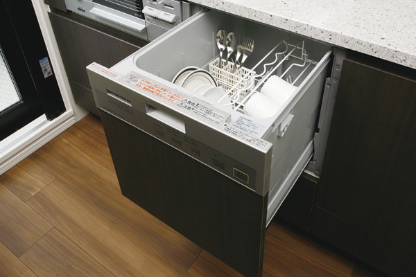 Kitchen.  [Dishwasher] Dishwasher for about 5 servings of dishes can be washed at a time. Slide type that draw to the back. Quiet ・ Energy-saving specification (same specifications)