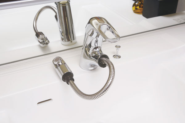 Bathing-wash room.  [Single multi-lever mixing faucet] Spout is possible drawer. Easily YuAtsushi ・ Hot water is a functional design and simple that can be adjusted (same specifications)