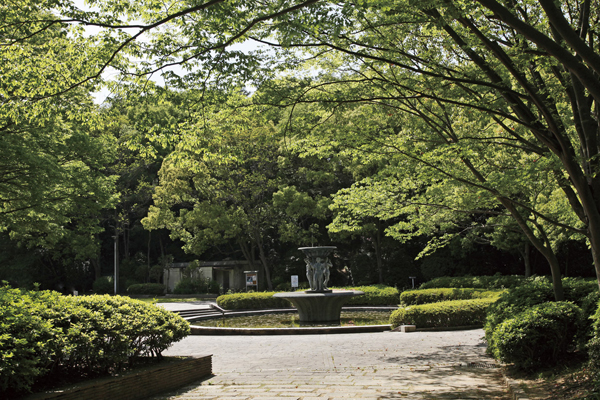 Surrounding environment. Prefectural Obuchi Pond Park (a 15-minute walk ・ About 1160m)