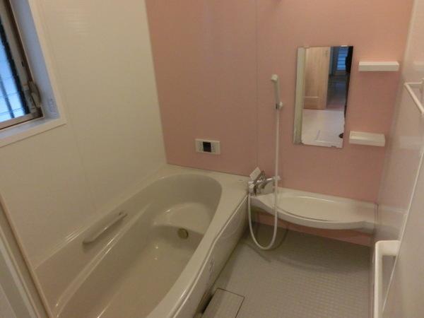 Bathroom. It is a tub of 1 pyeong type