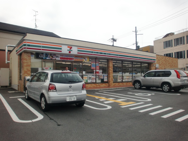 Convenience store. Seven-Eleven Nara Omiya-cho 1-chome to (convenience store) 474m