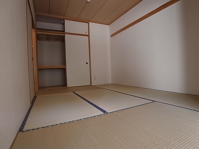 Other room space. I think you relieved the Japanese-style room