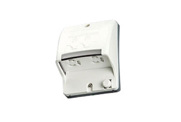 balcony ・ terrace ・ Private garden.  [Waterproof outlet] It is a convenient outdoor waterproof electrical outlet when you want to use electric appliances on the balcony (same specifications)