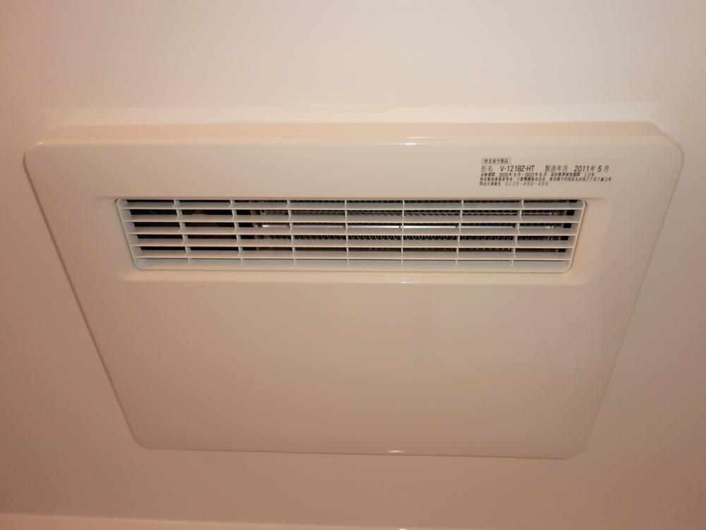 Cooling and heating ・ Air conditioning. When it's cold, Dry even laundry at the time of the rainy season, Bathroom with heating dryer! 