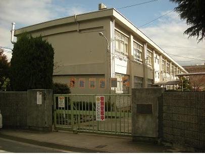 Primary school. 1213m until the Nara Municipal Tomio Minami Elementary School