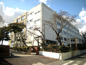 Junior high school. 899m until the Nara Municipal Fushimi junior high school (junior high school)