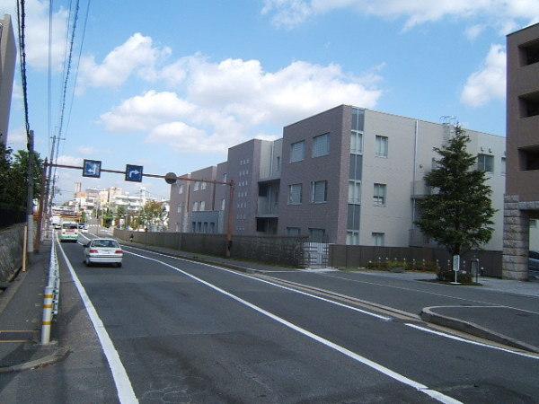 Other local. Tezukayama is the immediate vicinity of the school ☆
