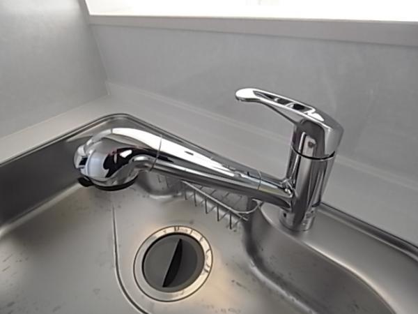 Other Equipment. Compact faucet integrated To sink space grabbed widely