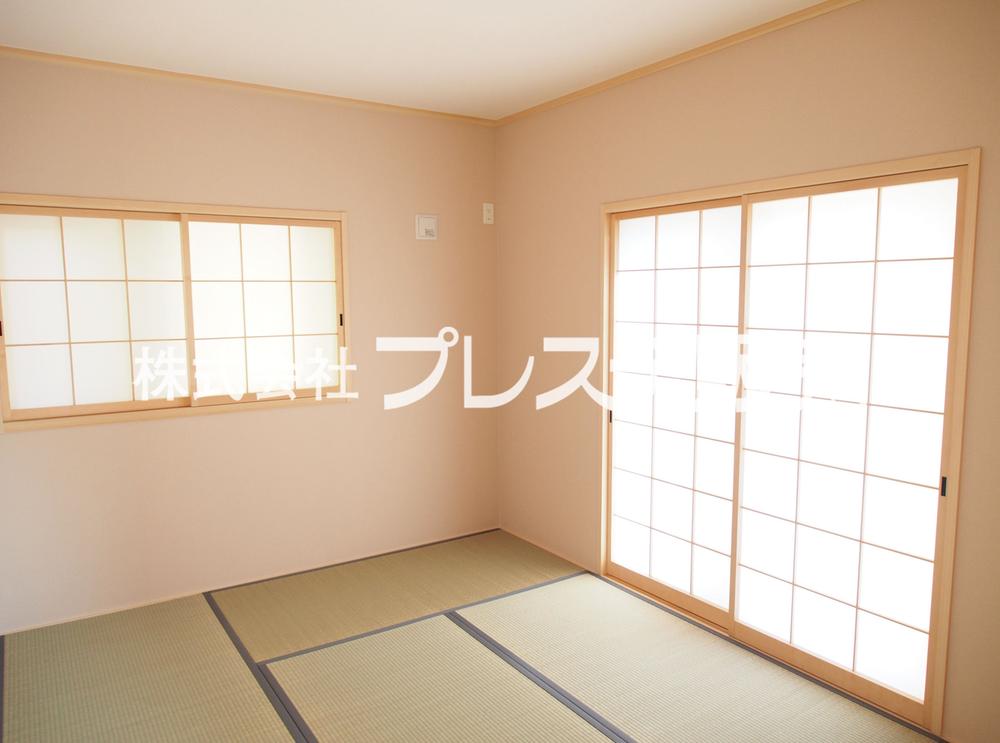 Same specifications photos (Other introspection). Because it is a Japanese-style room facing the south side of the garden, Good per yang