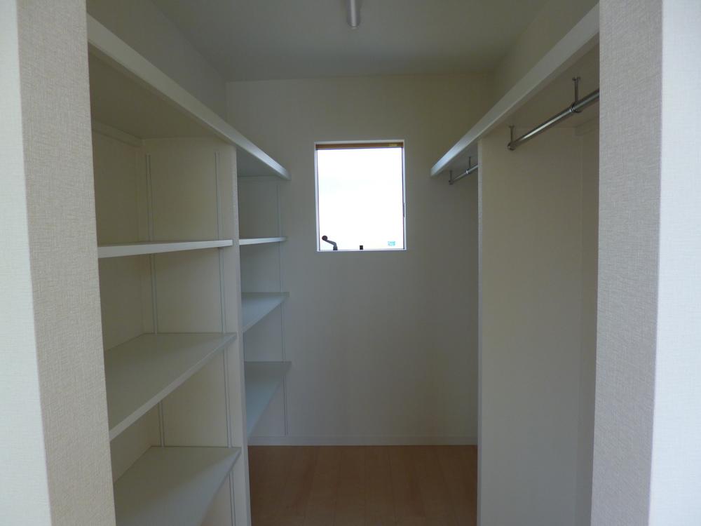 Building plan example (introspection photo). Walk-in closet