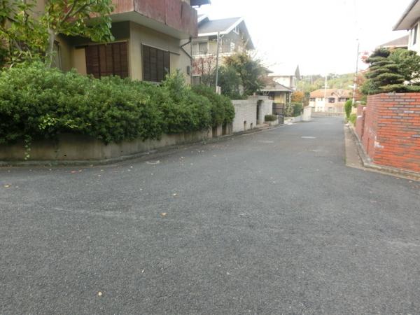 Local photos, including front road. Southeast corner lot ☆ There width 6m! !