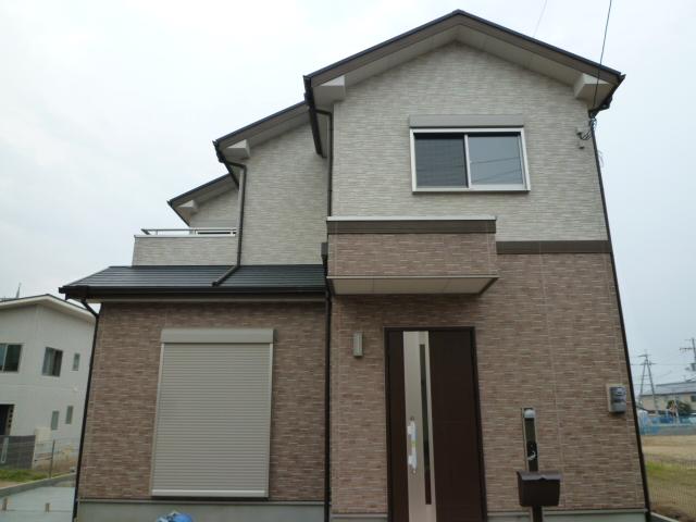 Local appearance photo. Indoor (11 May 2013) Shooting