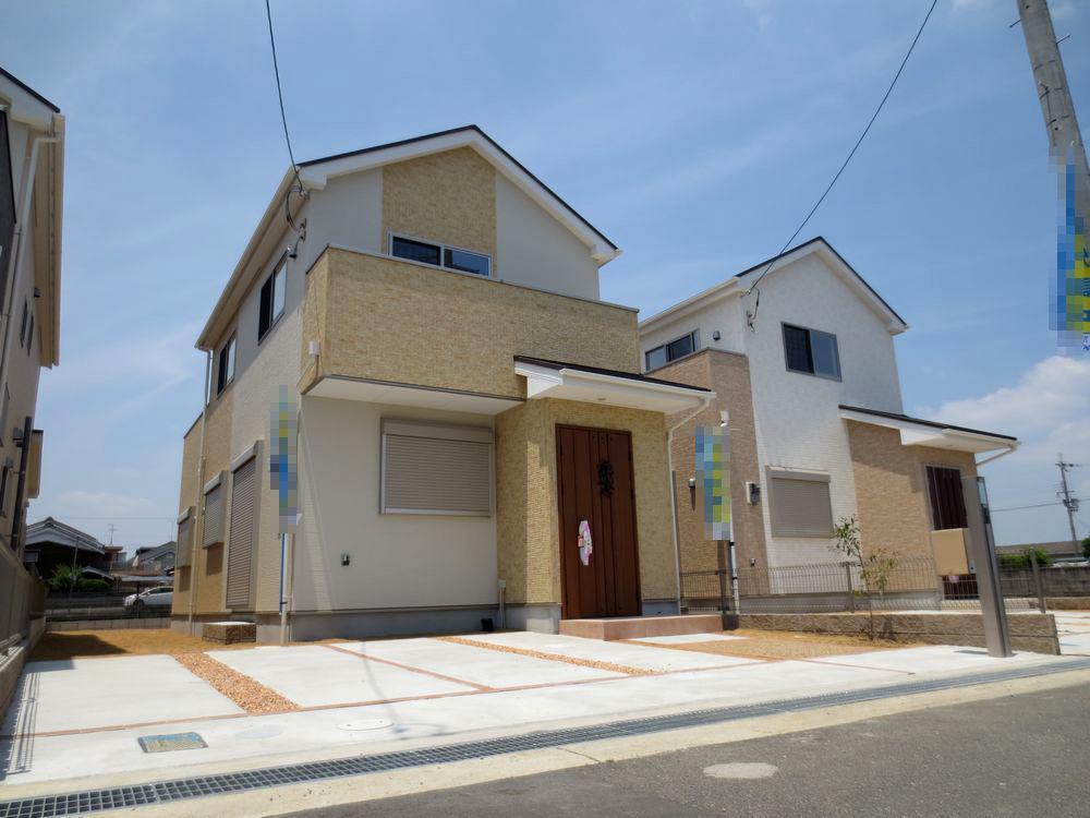 Local appearance photo.  ■ Exterior wall siding specification ・ Exterior construction costs included (No. 2 place appearance) ■