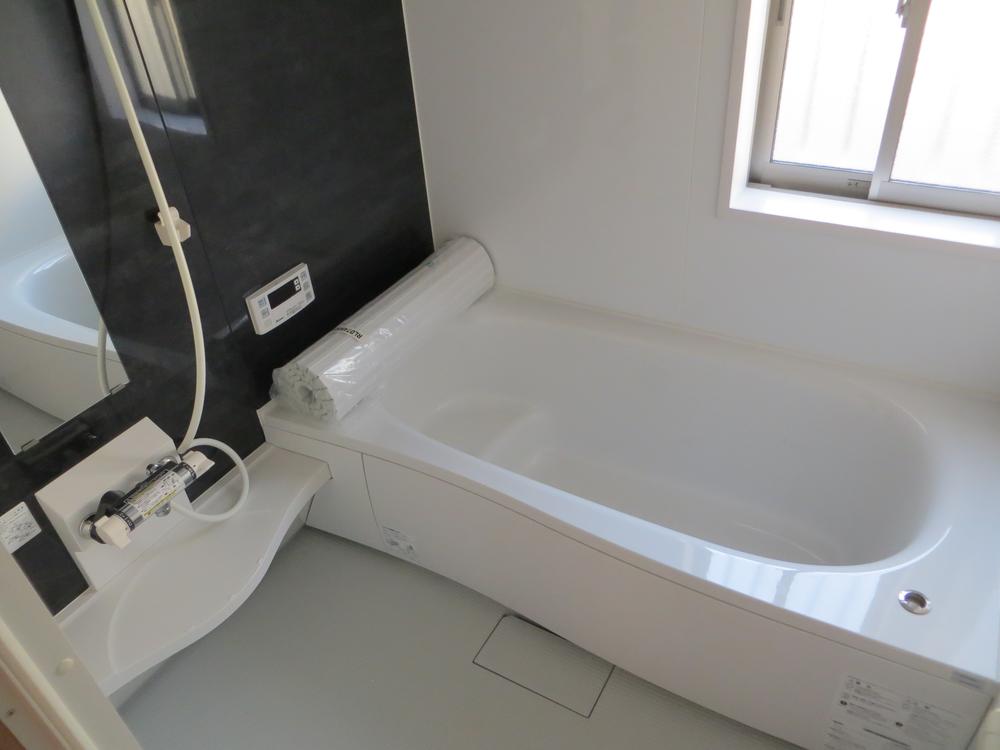Bathroom. Bathroom to heal fatigue of the day spacious 1 tsubo or more