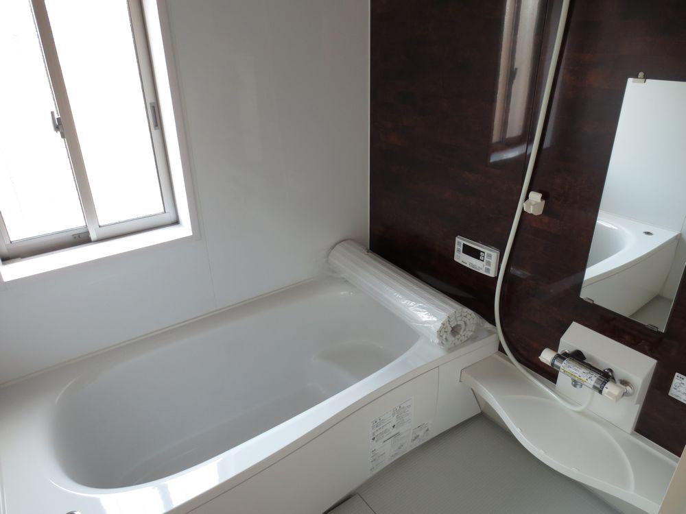 Bathroom.  ■ Automatic hot water filling the bathroom 1 pyeong size, Reheating, With heat insulation function, It is with a bathroom heater dryer (6 Building bathroom) ■ 