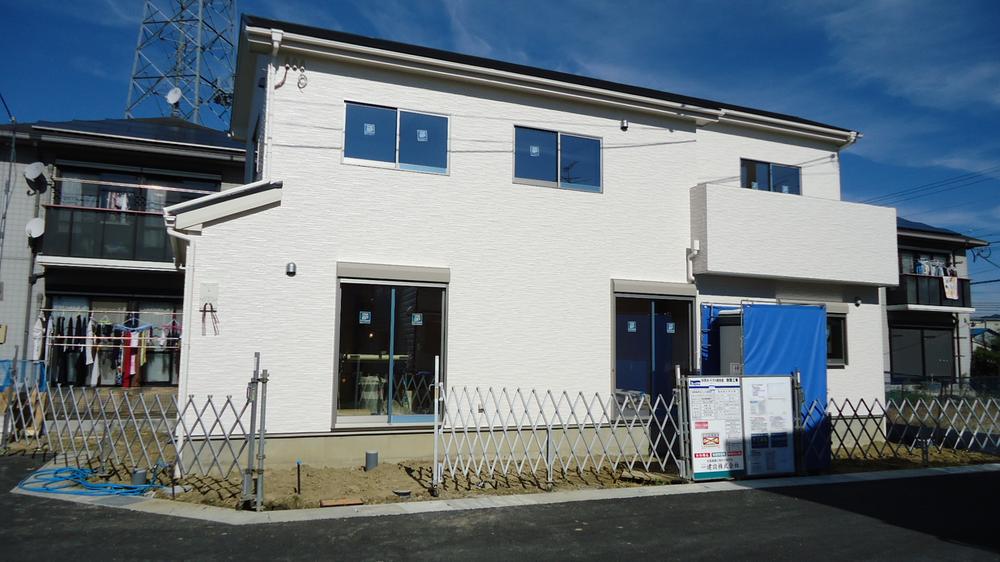 Local appearance photo