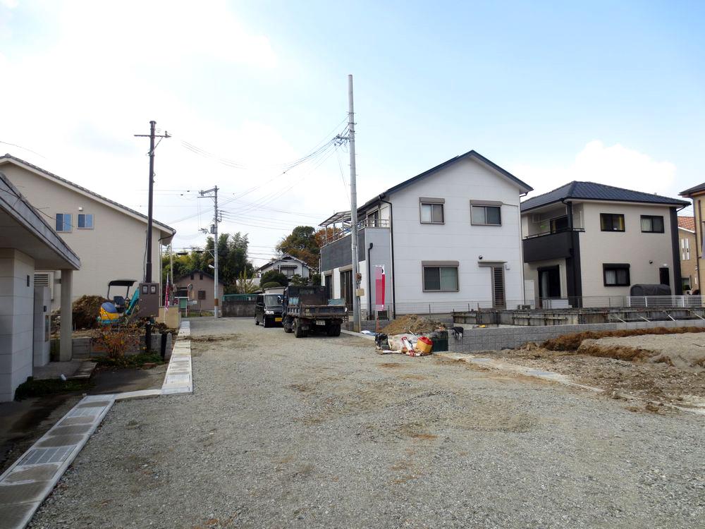 Local photos, including front road.  ■ Front road 6.8 ~ There are 8m ■ 