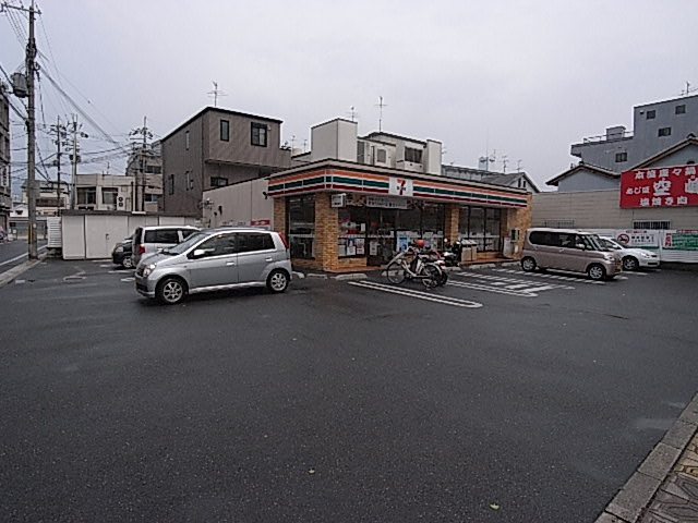 Convenience store. Seven-Eleven Tenri Station store up (convenience store) 311m