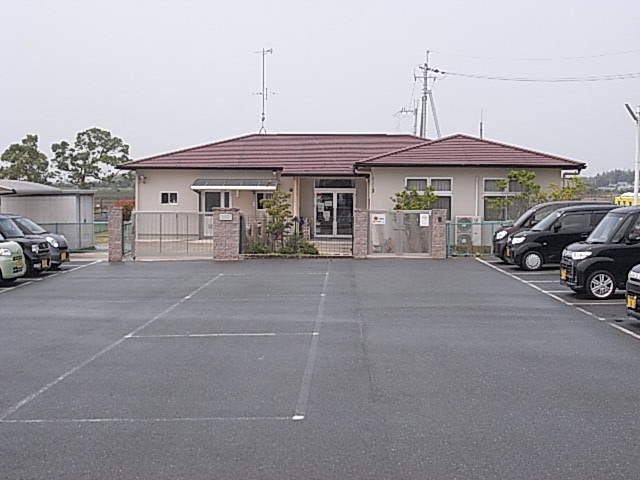 kindergarten ・ Nursery. Sunflower nursery school (kindergarten ・ 232m to the nursery)