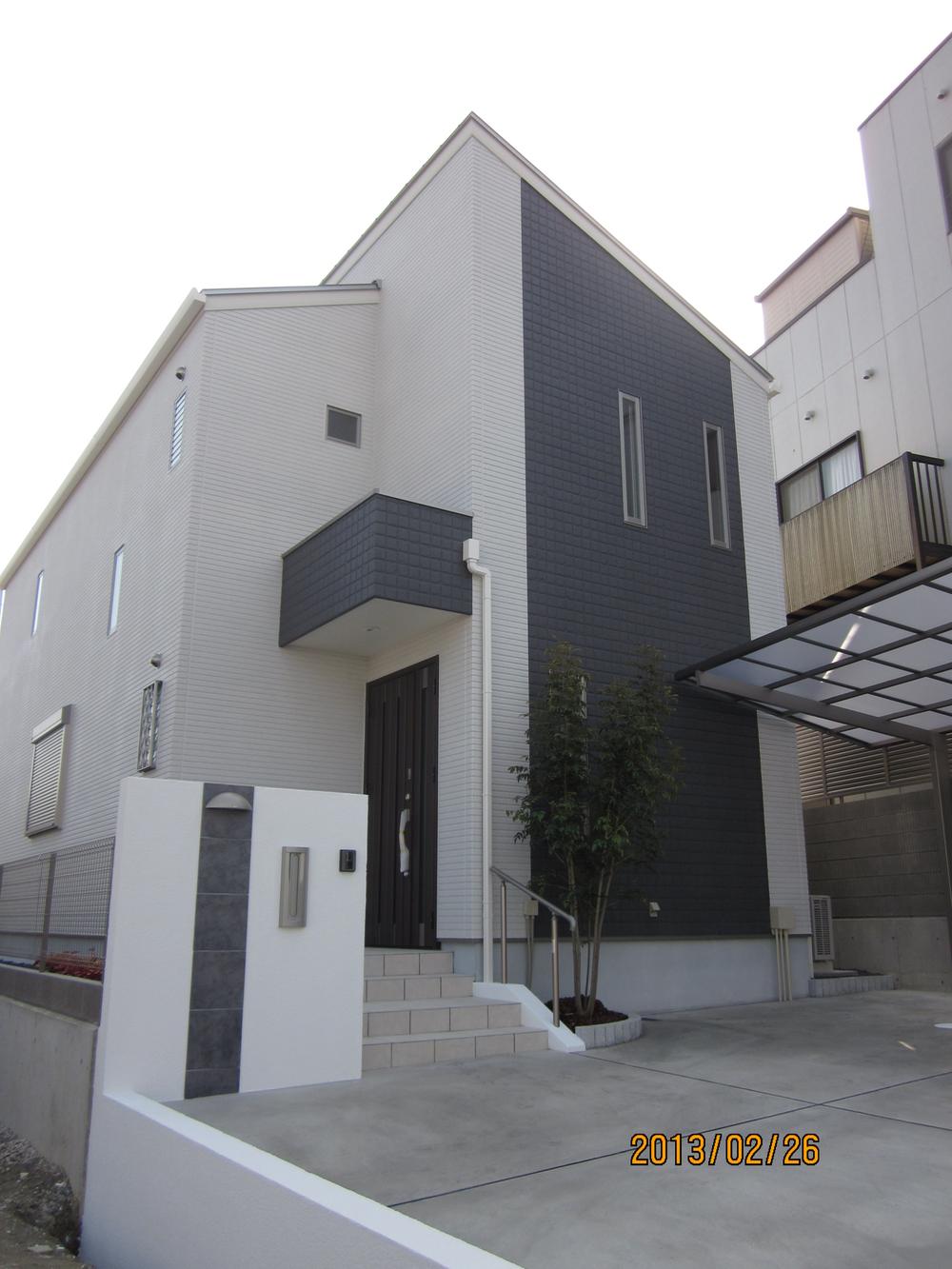 Building plan example (exterior photos). Building plan example Building price 16.8 million yen, Building area 100 sq m