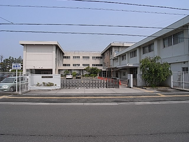 Primary school. Tenri City Nikaido to elementary school (elementary school) 1542m