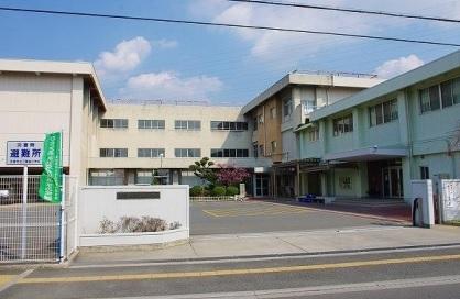 Primary school. Tenri City Nikaido to elementary school 1061m