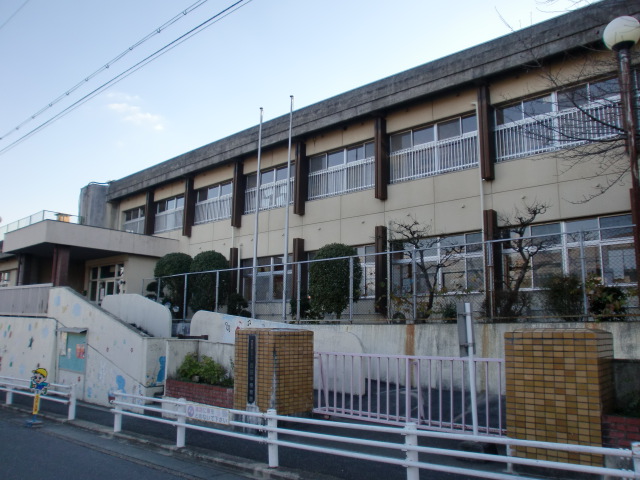 kindergarten ・ Nursery. Nishitanaka nursery school (kindergarten ・ 534m to the nursery)
