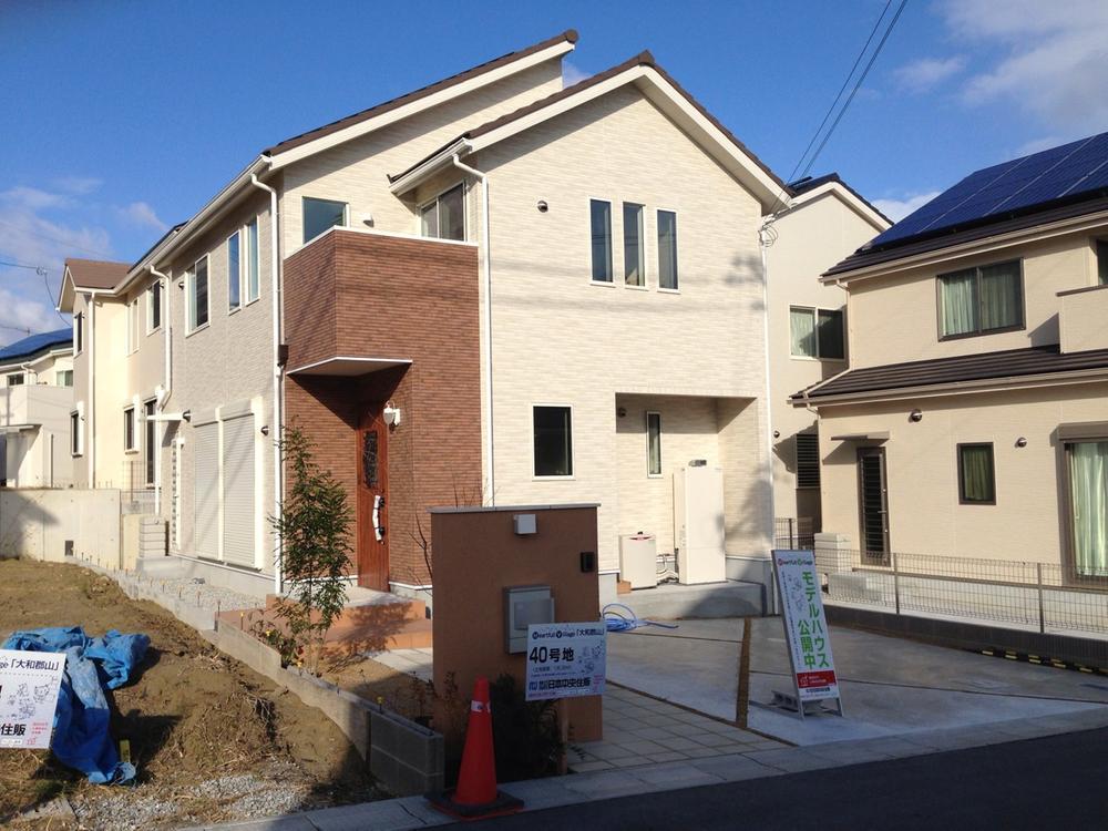 Local appearance photo. New was completed model house No. 40 place! 