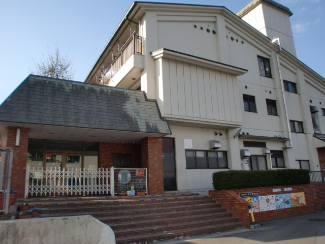 kindergarten ・ Nursery. Koriyama west nursery school (kindergarten ・ 695m to the nursery)