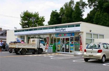 Convenience store. 520m to FamilyMart Koriyama Koizumi store (convenience store)