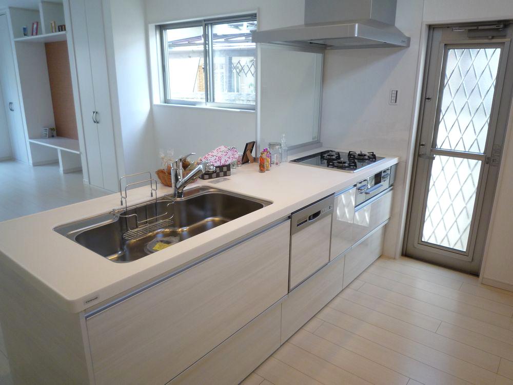 Kitchen.  ■ Popular counter ・ System kitchen ■ 