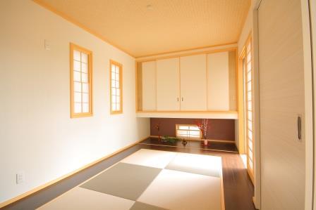 Other. No. 3 place Japanese-style room In modern Japanese-style room is a stylish space! 