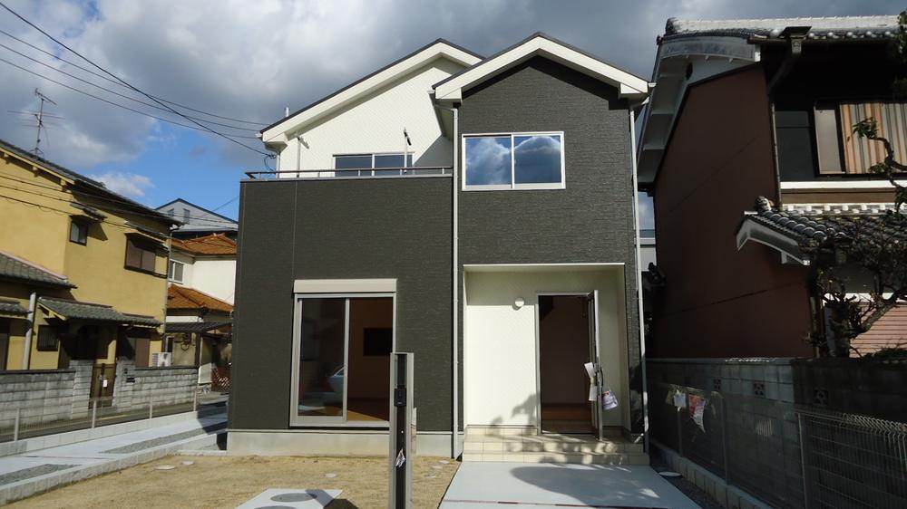 Local appearance photo