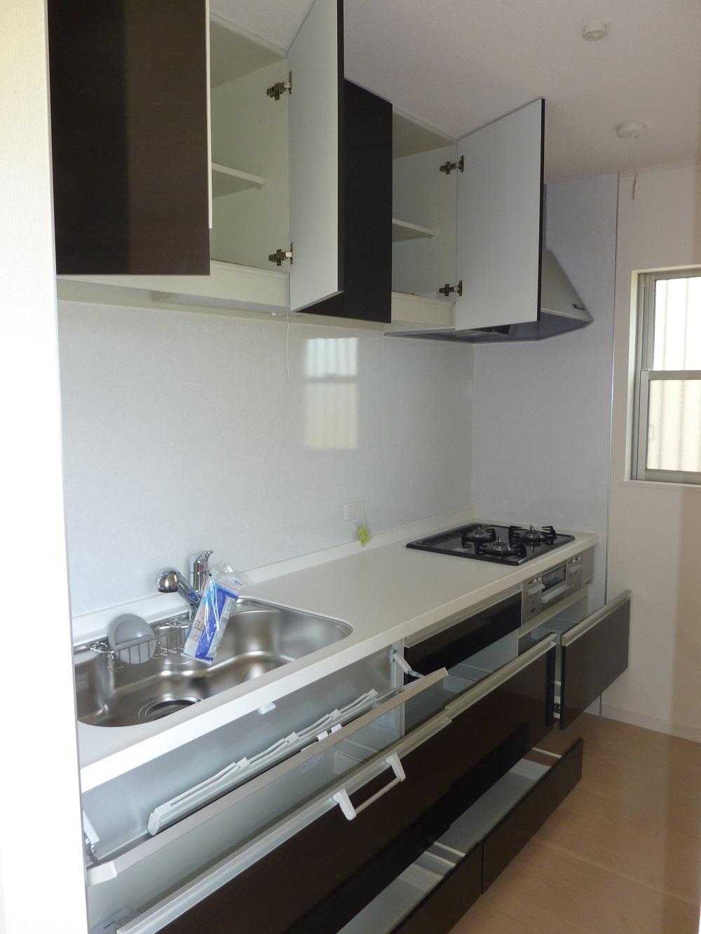 Kitchen. Washing with a hand shower faucet is also very convenient for storage also enter a lot of Ureshii (^ o ^)