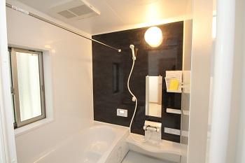 Bathroom. Indoor (11 May 2013) Shooting