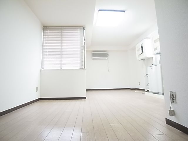 Other room space. In a bright south-facing rooms ~ To (● ^ o ^ ●)
