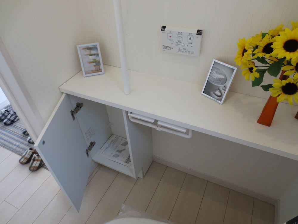 Model house photo.  ■ It is convenient there is affordable housing even to the toilet (toilet) ■ 