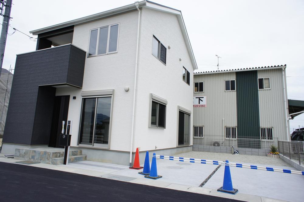 Local appearance photo. Local (June 2013) Shooting