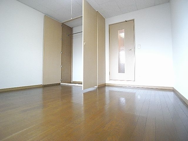 Living and room. New life with a clean floor! (^^)!