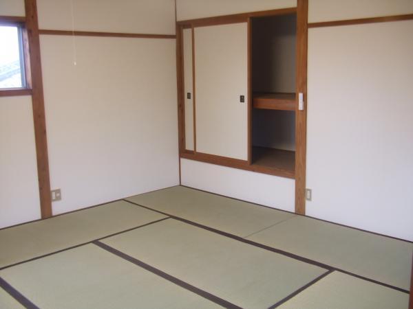 Non-living room. Second floor Japanese-style room 8 tatami mats