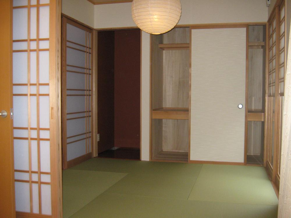 Non-living room. Japanese-style no steps