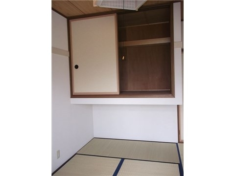 Other. Japanese-style storage