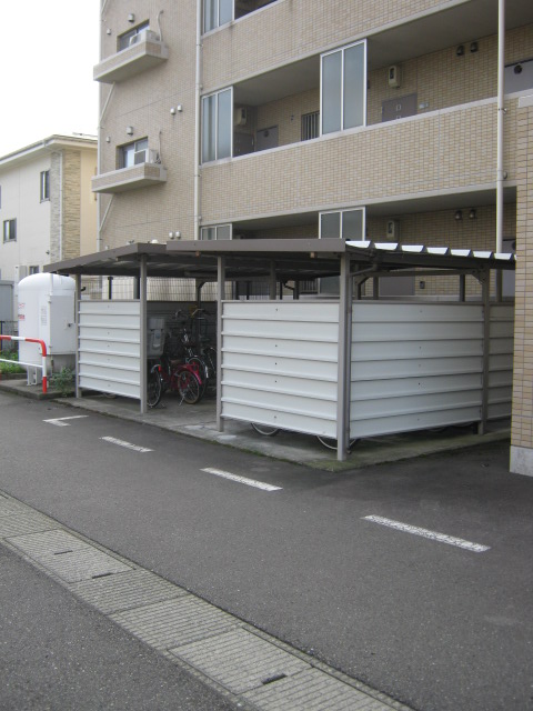 Other common areas. There is also a bicycle parking